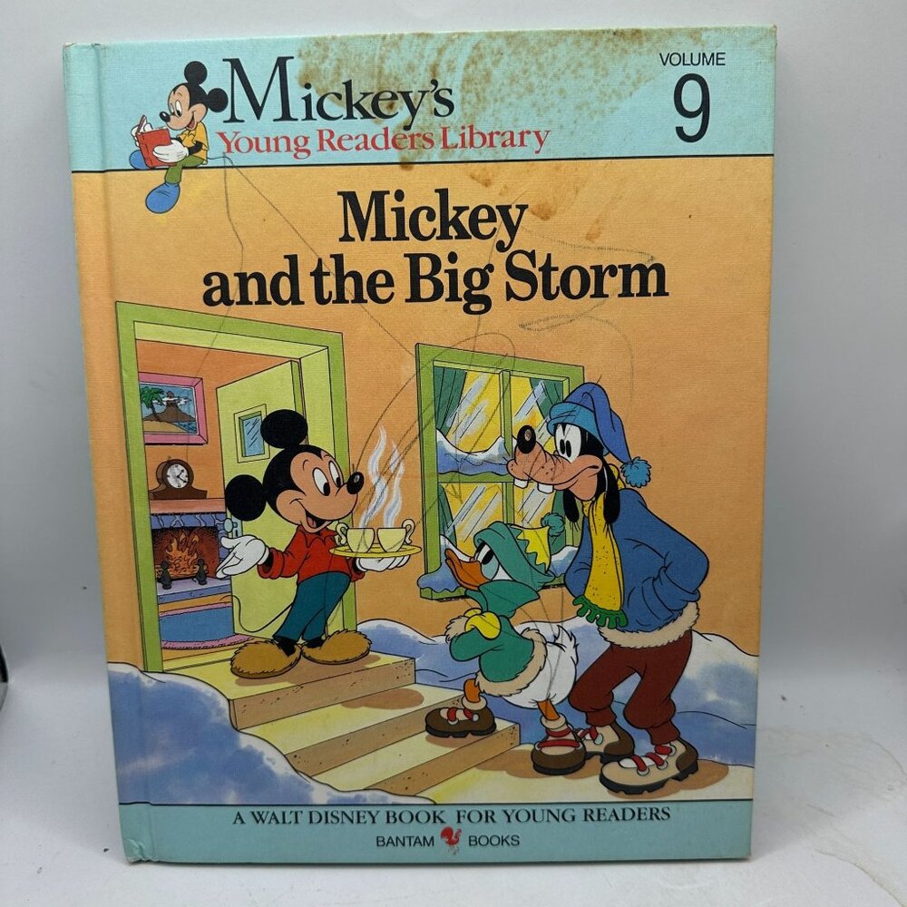 Mickeys Young Readers Library Volume 9: "Mickey And The Big Storm"